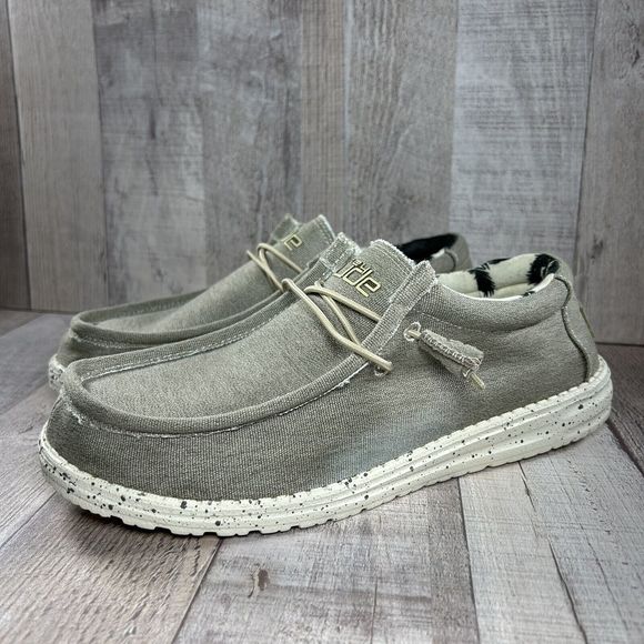 Hey Dude Men's Wally Stretch Slip On Comfort Loafers Casual Shoes Beige Size 8
